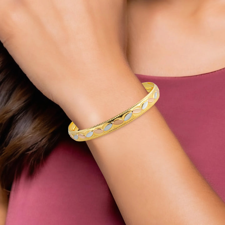 22kt Gold Bangle